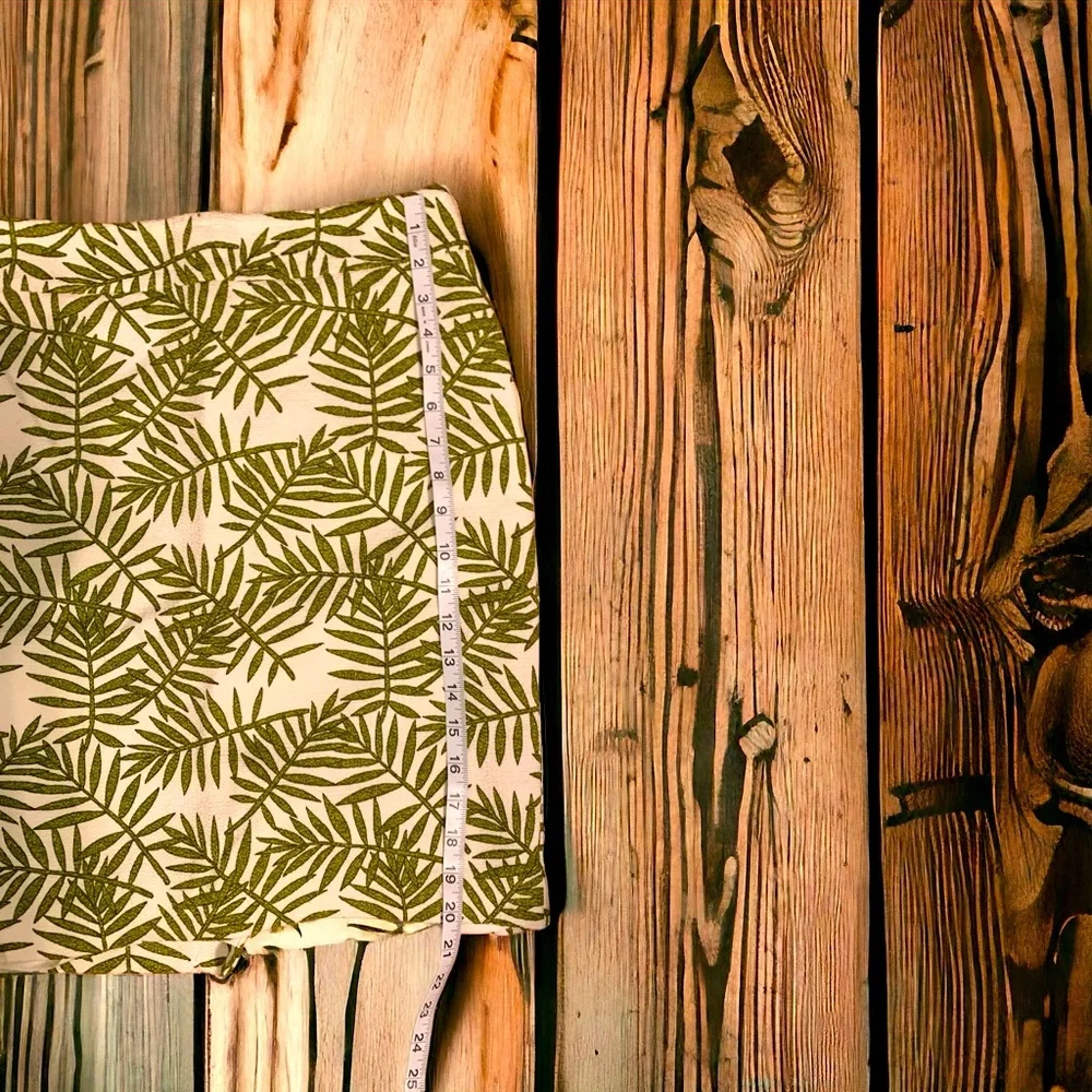 Ann Taylor skirt - Picture 9 of 9